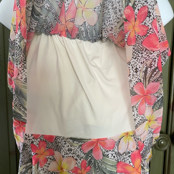 NWT Coco Reef Floral Print Women's Swim Top - Picture 2 of 10